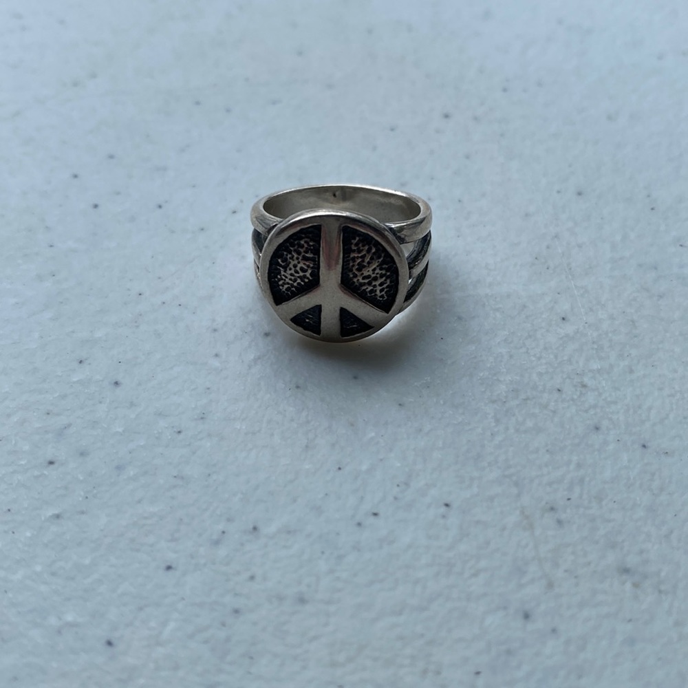 Silpada peace ring